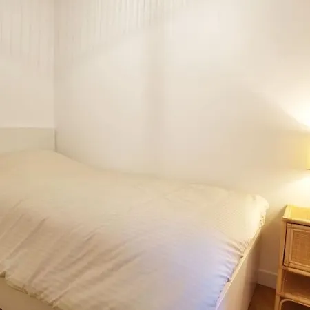 Ins Style 2 Bdrs In 15arr Cente 1mins To Metro N15-128